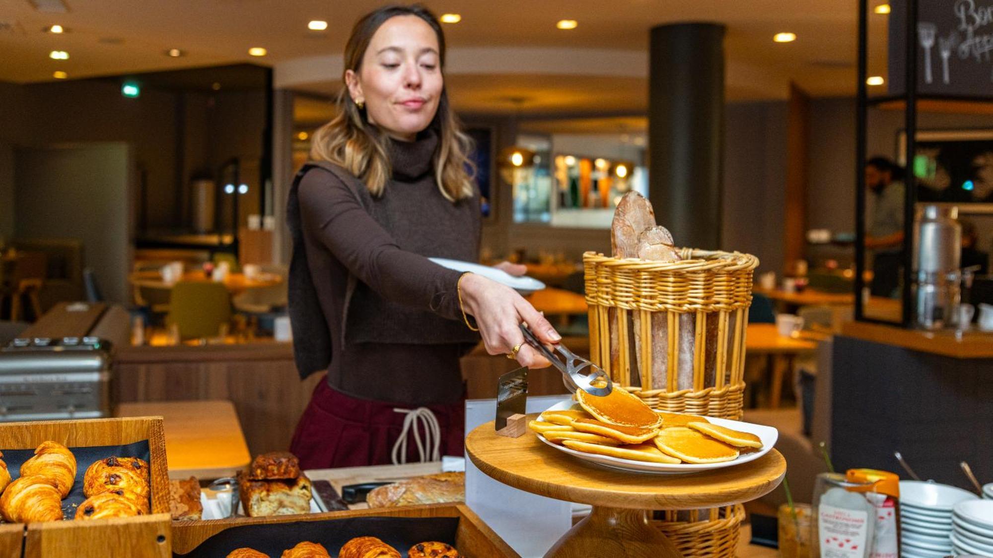 Holiday Inn Dijon Toison D'Or By Ihg Esterno foto